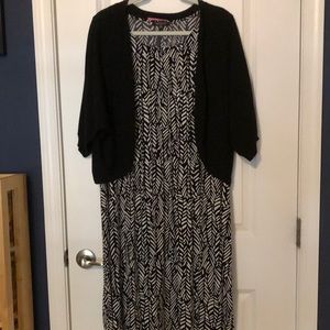 Black/white dress and sweater set